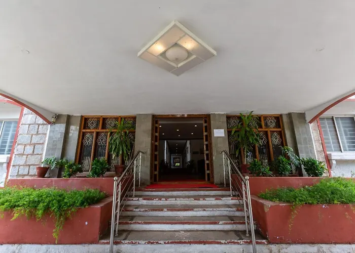 Kstdc Hotel Mayura Bhuvaneshwari Kamalapur