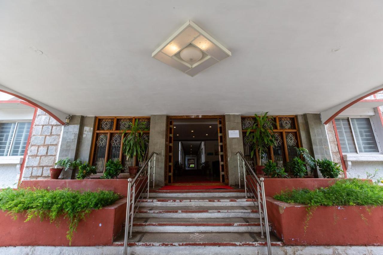 Kstdc Mayura Bhuvaneshwari Kamalapur 3* Hampi